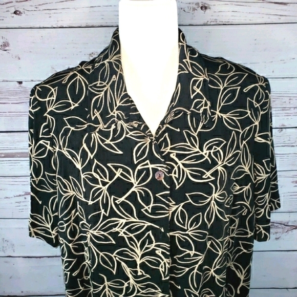 RONNI NICOLE by Ouida Short Sleeve Jacket Size 1X - Picture 7 of 9